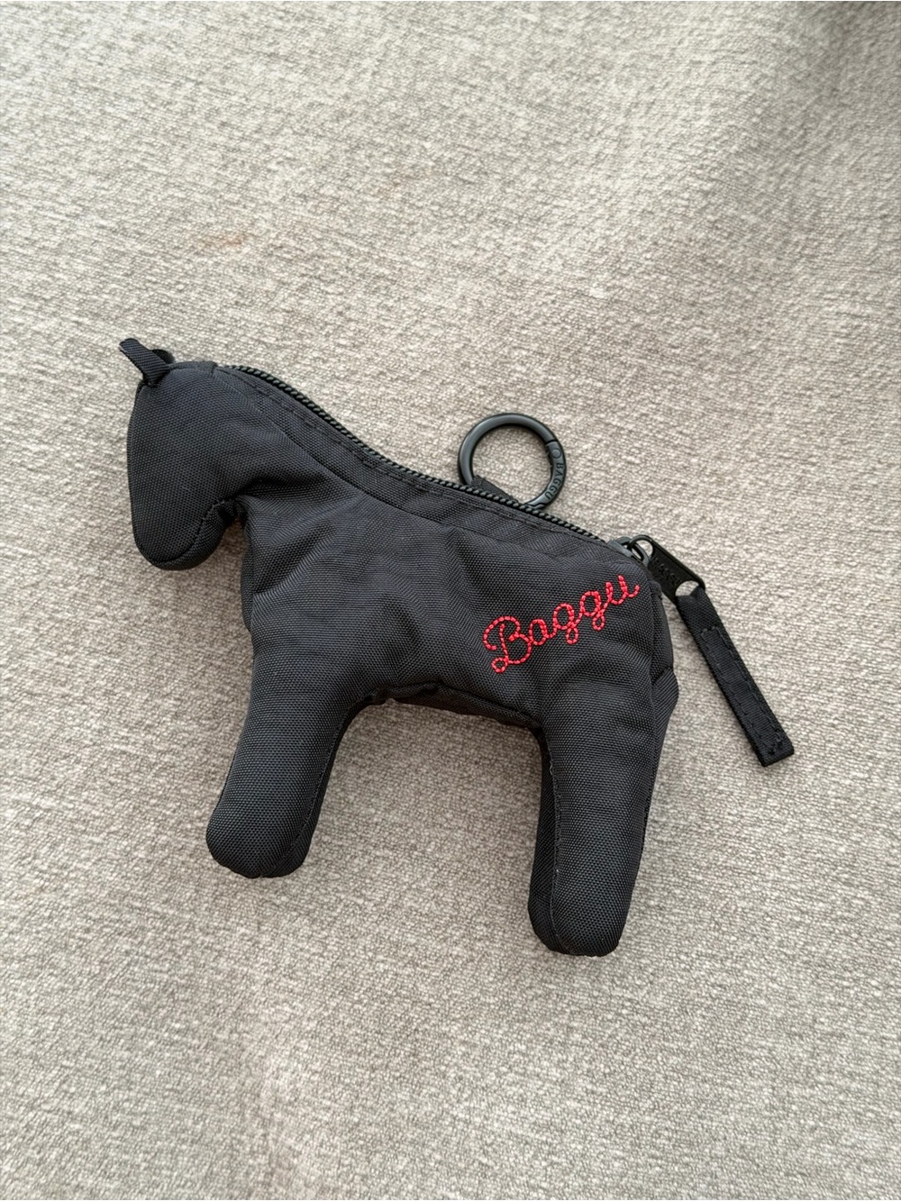 NWOT Baggu Horse Charm - Black